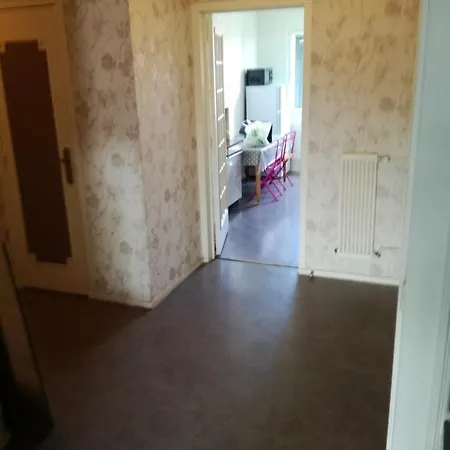 With 2 Bedrooms In Ferrand With Wonderful Mountain View And Balcony Apartment